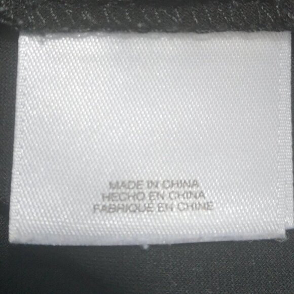 Anne Klein Ladies Size Medium Black with Grey Accents Long Sleeve Top - Picture 5 of 12